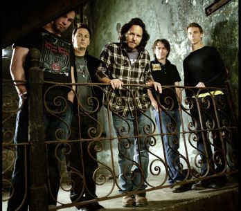 Pearl Jam se vrací do Čech, zahrají tu po šesti letech